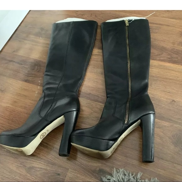 Michael Kors Shoes - Michael Kors boots women’s 5.5 m shoes heels